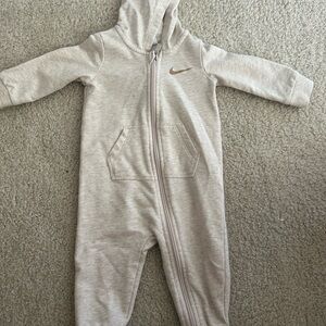 Nike Kids Light Gray Hooded Footie